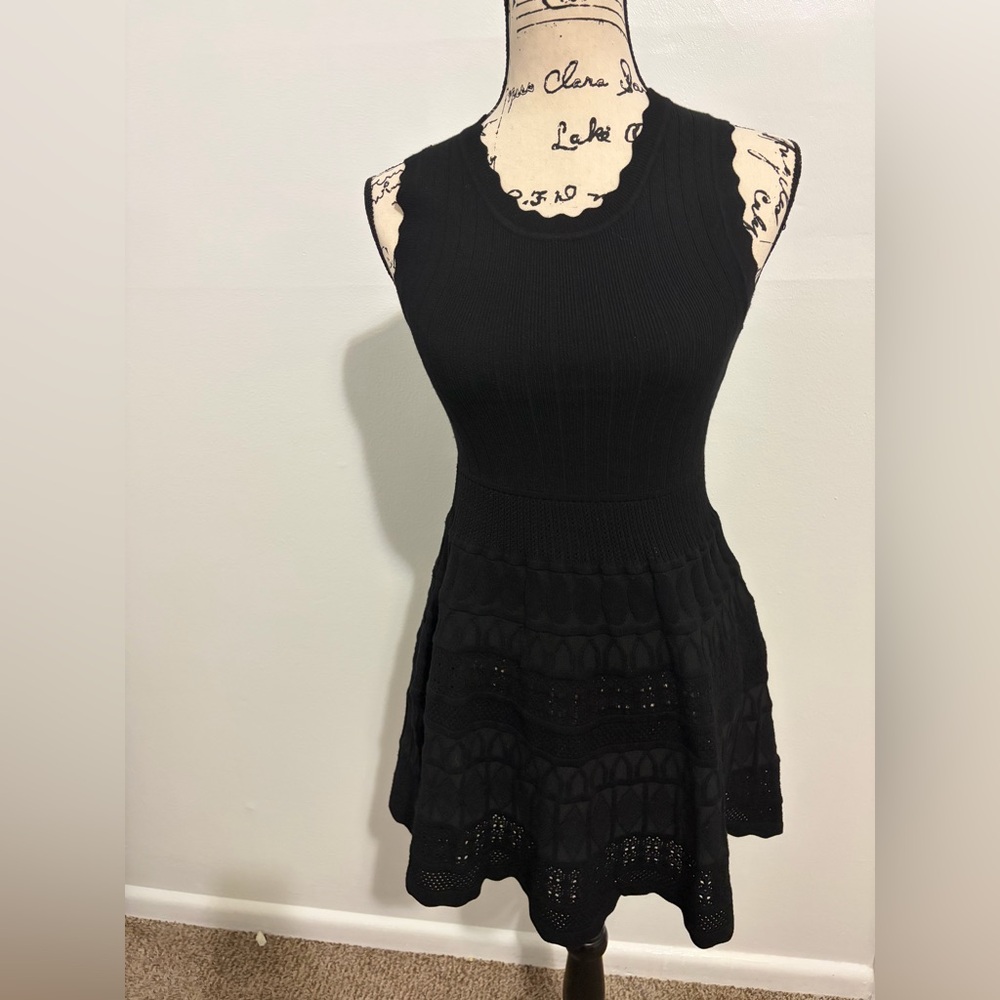 Classic Black Sleeveless Knit Mini Dress